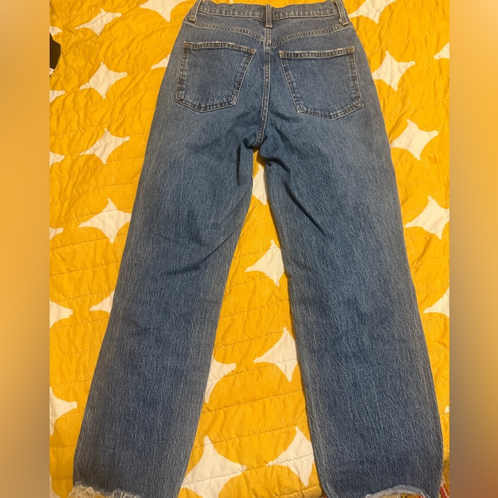 Cropped Ripped Straight Jeans - Picture 2 of 2